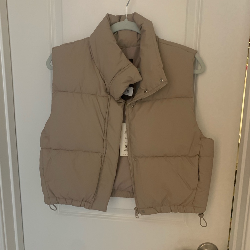 Love Tree Tan Puffer Vest